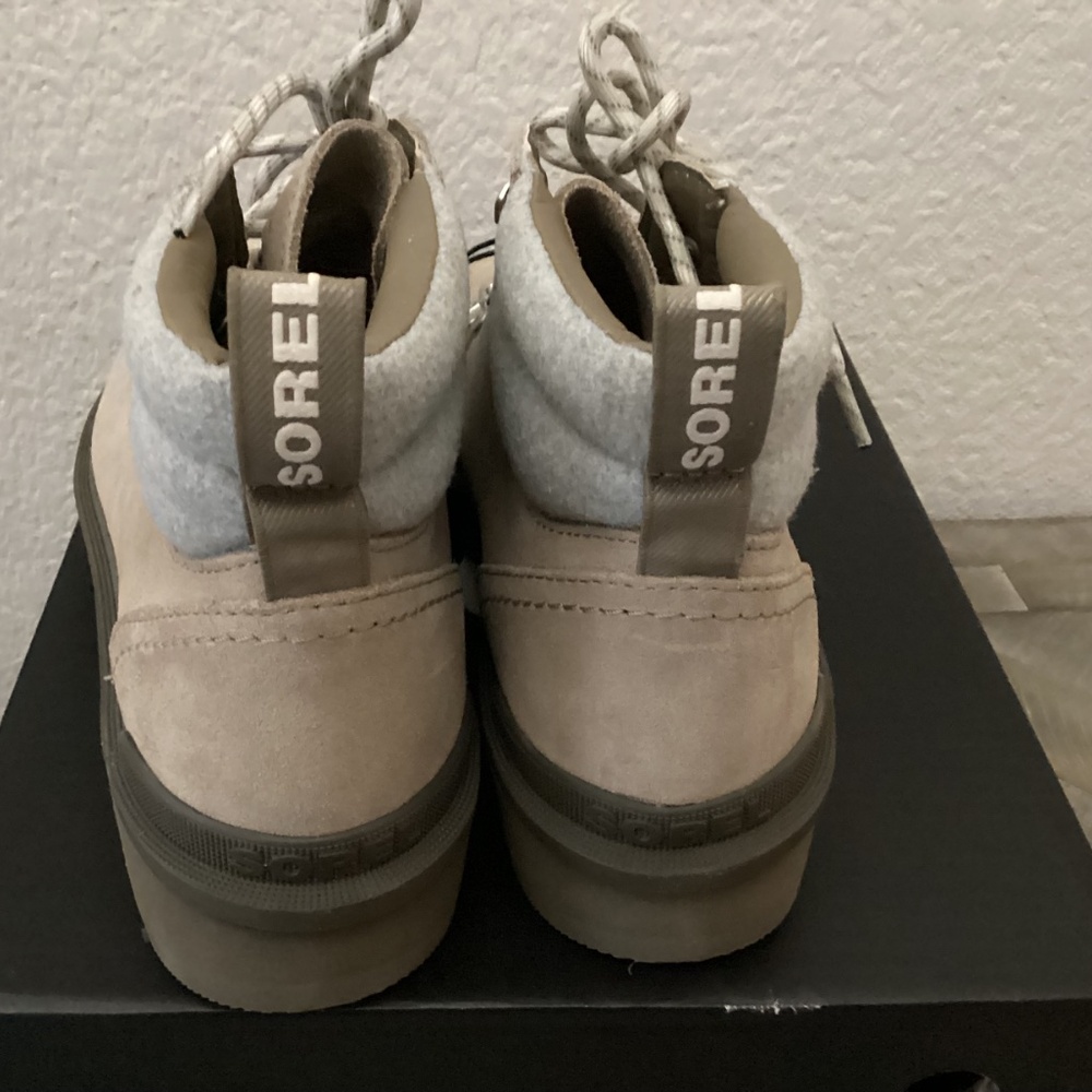 SOREL Hi-Line Cozy Lace-Up Hiking Boot (Women) 9.5M - Picture 3 of 8